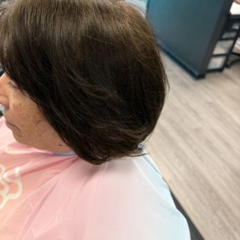 Styled By Leigha - Blunt face framing layered cut - Hair Stylists Near Me - Longs, South Carolina Styled By Leigha - Blunt face framing layered cut - Hair Stylists Near Me - Longs, South Carolina