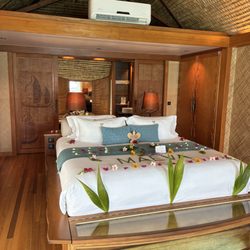 Tahiti.com - Over water suite