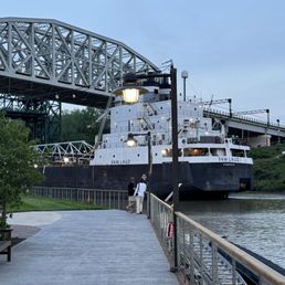 Barge going by Merlin's Wharf. Barge going by Merlin's Wharf.