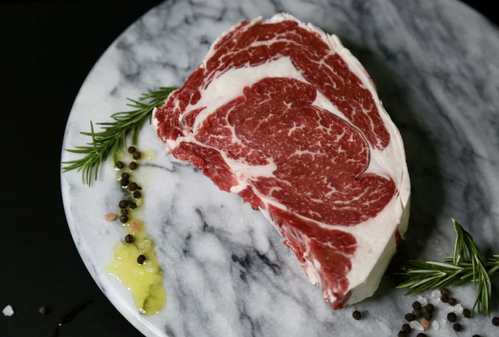 The Chateau Steak House Logo