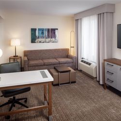 Homewood Suites by Hilton Denver International Airport - Guest room