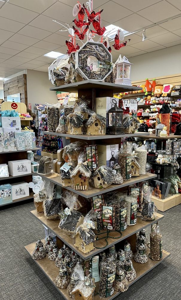 BANNER’S HALLMARK SHOP Updated October 2024 55 Photos & 16 Reviews