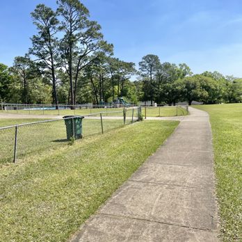 Laun Park - Playgrounds Near Me - Mobile, Alabama