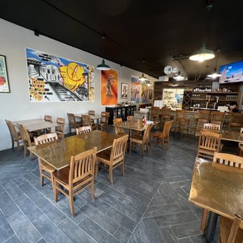 Luccas Pizza - View right when you walk in - Pizza Near Me - Sacramento, California Luccas Pizza - View right when you walk in - Pizza Near Me - Sacramento, California