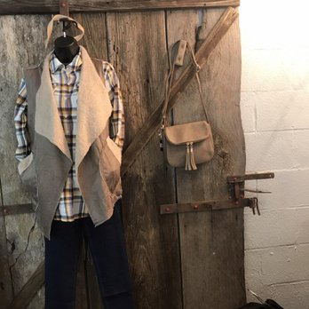 The Burlap Boutique - Vest Jeans and a flannel what more could a girl want - Women's Clothing Near Me - Mars Hill, North Carolina