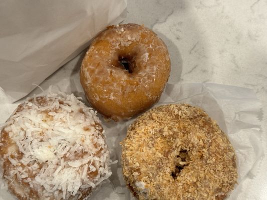 Dandee Donut Factory by null