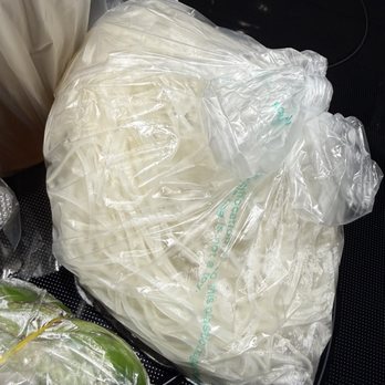 Pho Saigon Pasteur - Bag of uncooked pho noodles - Vietnamese Near Me - Alhambra, California