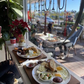Utopia Caffe - Breakfast & Brunch Near Me - Tustin, California