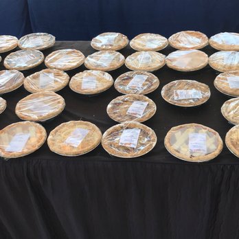 Redding Certified Farmers Market - a table of pies - Farmers Market Near Me - Redding, California Redding Certified Farmers Market - a table of pies - Farmers Market Near Me - Redding, California