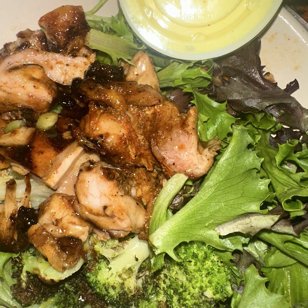 Bolay - Signature Build Your Own Bol - mixed greens, teriyaki chicken, ginger broccoli & ginger turmeric sauce - New American Near Me - West Palm Beach, Florida Bolay - Signature Build Your Own Bol - mixed greens, teriyaki chicken, ginger broccoli & ginger turmeric sauce - New American Near Me - West Palm Beach, Florida