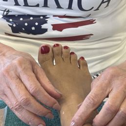 Massage! Just when I thought it was over, she brings over bags full of wax for my feet.