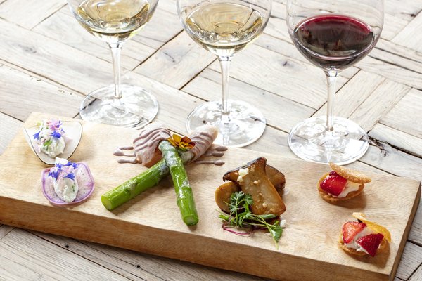 Pangloss Cellars by null