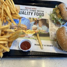 Char Cheese Burger Char Cheese Burger