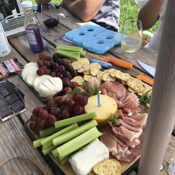 Windridge Vineyards - Wineries Near Me - Darnestown, Maryland Windridge Vineyards - Wineries Near Me - Darnestown, Maryland