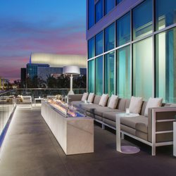 Courtyard by Marriott Santa Monica - Relax near the pool and enjoy views of the Santa Monica pier.