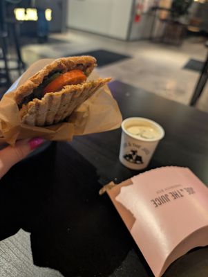 JOE & THE JUICE by null