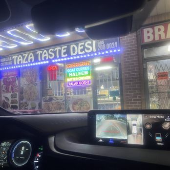Tazah Taste Desi - Exterior - Halal Near Me - Brampton, Ontario