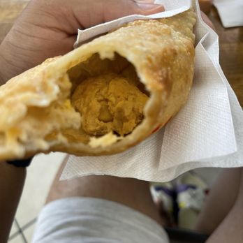 Empanadas Monumental - Nada de relleno - Empanadas Near Me - Allentown, Pennsylvania Empanadas Monumental - Nada de relleno - Empanadas Near Me - Allentown, Pennsylvania