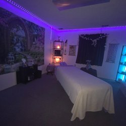 Healing Hands Massage & Wellness