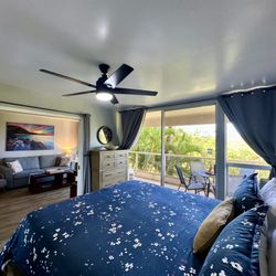 Maui Ohana - King sized bed with lanai view for the 1 bedroom or 2 bedroom option.