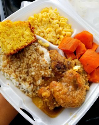 Roy's Soul Food by null