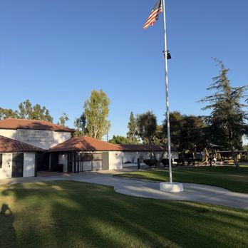 Alhambra Park - Swimming pool - Parks Near Me - Alhambra, California