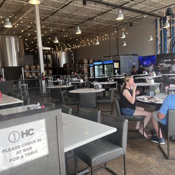 Une Année Brewery - Bar on the left, food on the right, order from any table using a QR code - Breweries Near Me - Niles, Illinois