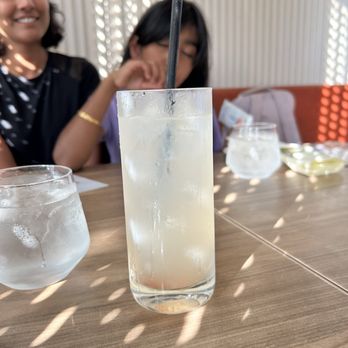 El Cielo - A mocktail aka cocktail for kids - Tapas Bars Near Me - Honolulu, Hawaii El Cielo - A mocktail aka cocktail for kids - Tapas Bars Near Me - Honolulu, Hawaii