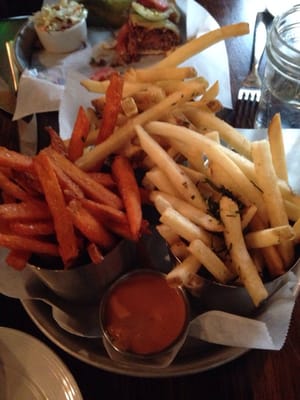 Burgers & Bourbon by null