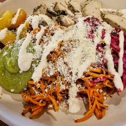 Modern Market Eatery - Smoked Chicken Bowl