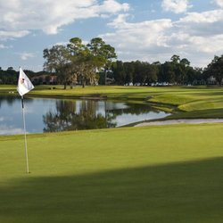 Queen's Harbour Yacht & Country Club