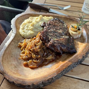 Warren - Rib Eye steak with mash and sautéed onions. - Whiskey Bars Near Me - Delray Beach, Florida Warren - Rib Eye steak with mash and sautéed onions. - Whiskey Bars Near Me - Delray Beach, Florida