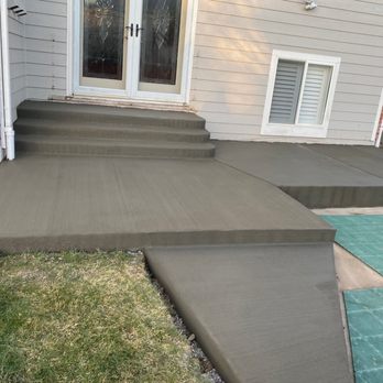 MH Concrete & Designs - Back Patio with Round Steps - Masonry/Concrete Near Me MH Concrete & Designs - Back Patio with Round Steps - Masonry/Concrete Near Me