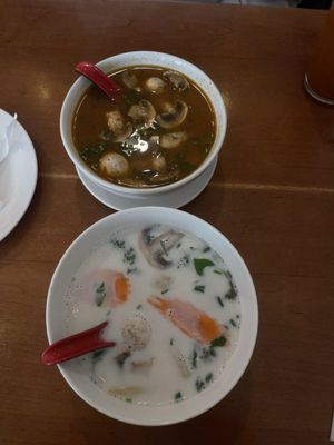 Peter's Sushi & Thai by null