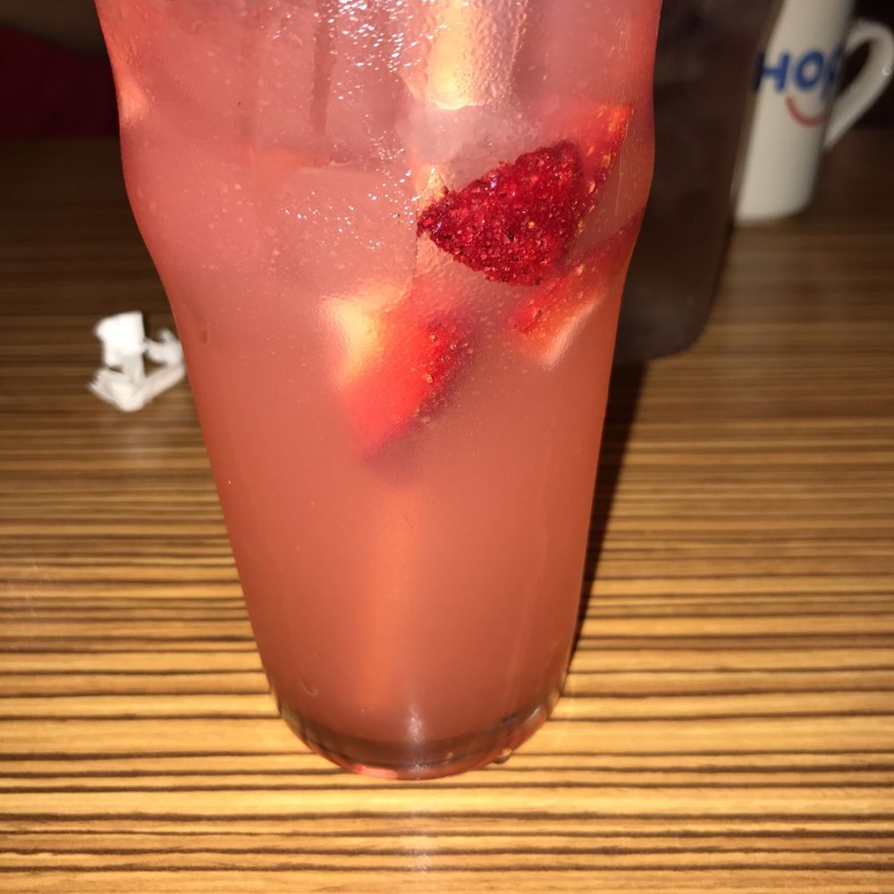 Strawberry lemonade Strawberry lemonade