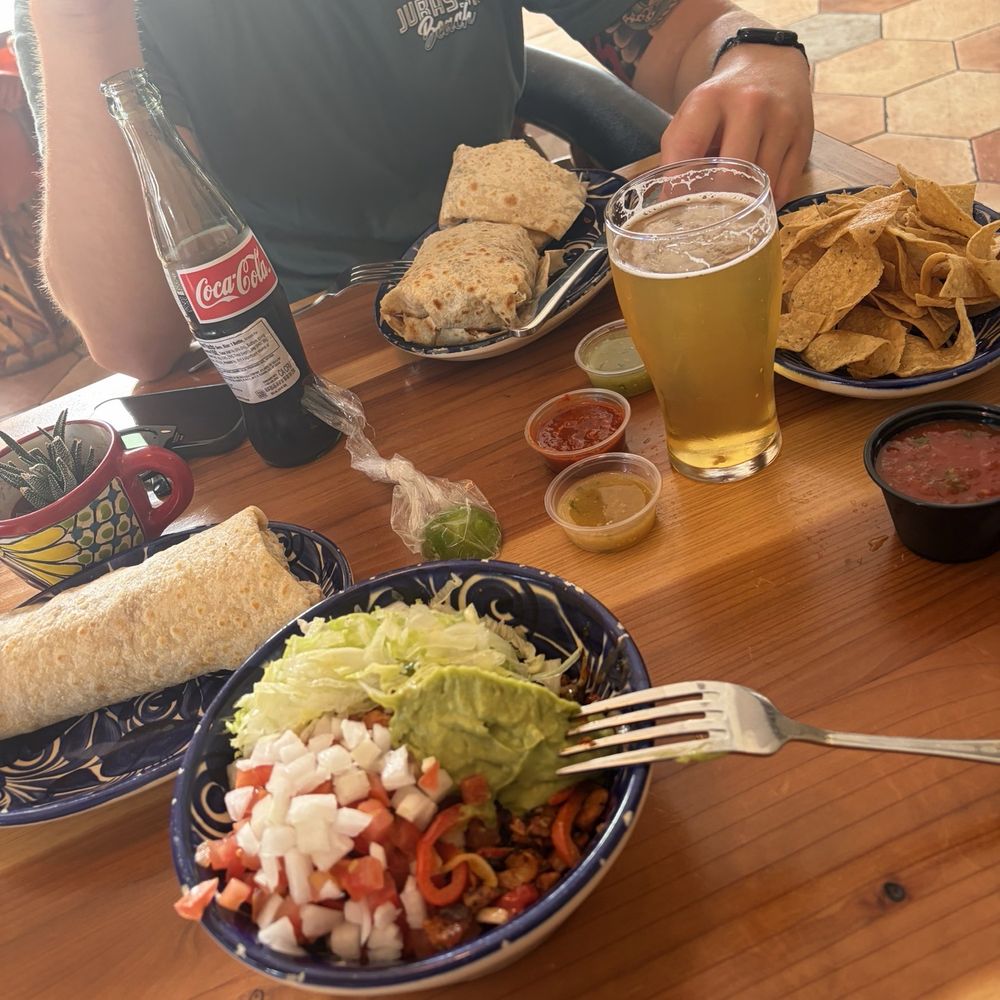 Los Tacos - The King Bean Burrito, California Burrito, vegan Al pastor bowl, chips & salsa - Tacos Near Me - Carlsbad, California Los Tacos - The King Bean Burrito, California Burrito, vegan Al pastor bowl, chips & salsa - Tacos Near Me - Carlsbad, California