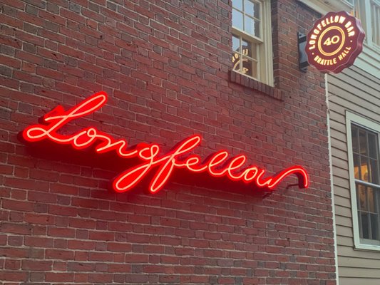 The Longfellow Bar by null