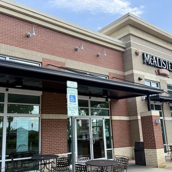 McAlister's Deli - Outside seating area as well as indoor seating - Delis Near Me - Greensboro, North Carolina