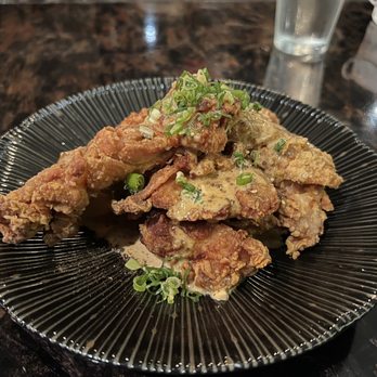 XO Restaurant - Fried chicken in an amazing adobo sauce - Asian Fusion Near Me - Honolulu, Hawaii XO Restaurant - Fried chicken in an amazing adobo sauce - Asian Fusion Near Me - Honolulu, Hawaii