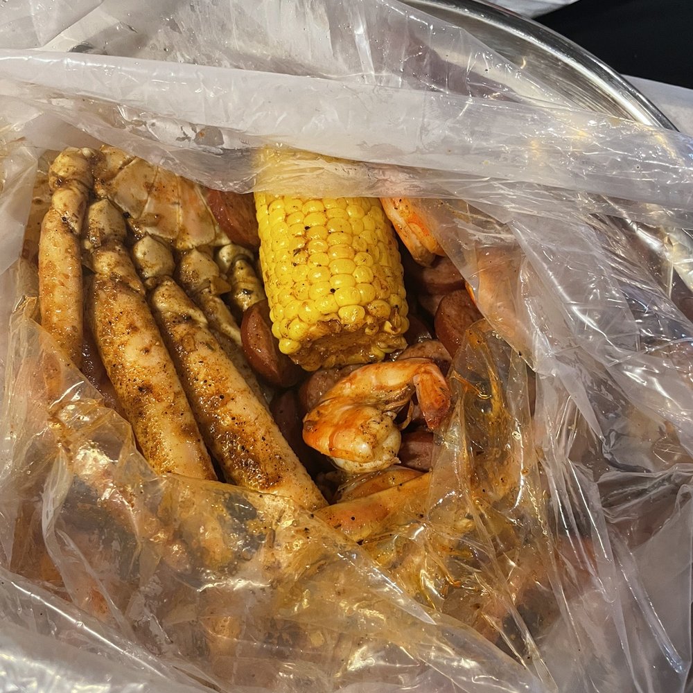 Yummi Crab - Seafood combo. 1/2 lb. Hot spicy level - Seafood Near Me - Columbia, South Carolina Yummi Crab - Seafood combo. 1/2 lb. Hot spicy level - Seafood Near Me - Columbia, South Carolina