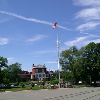 USS Constitution - Landmarks & Historical Buildings Near Me - Boston, Massachusetts