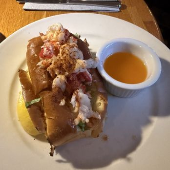 Galyn's - Lobster roll with drawn butter. Served warm. - Seafood Near Me - Bar Harbor, Maine