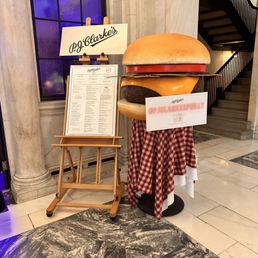 P. J. CLARKE’S - Updated February 2026 - 342 Photos & 250 Reviews - 601 ...