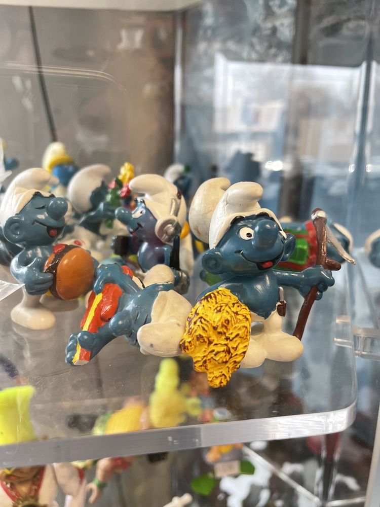 IMPERIAL CASTLE Updated September 2024 20 Photos 33 E Main St