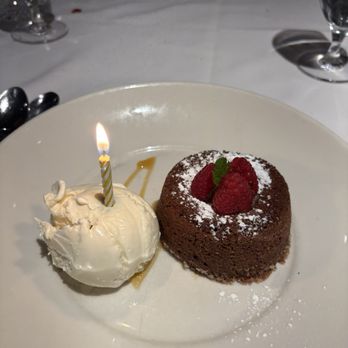 Morton's The Steakhouse - Steakhouses Near Me - Toronto, Ontario Morton's The Steakhouse - Steakhouses Near Me - Toronto, Ontario