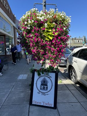 Twede's Cafe by null