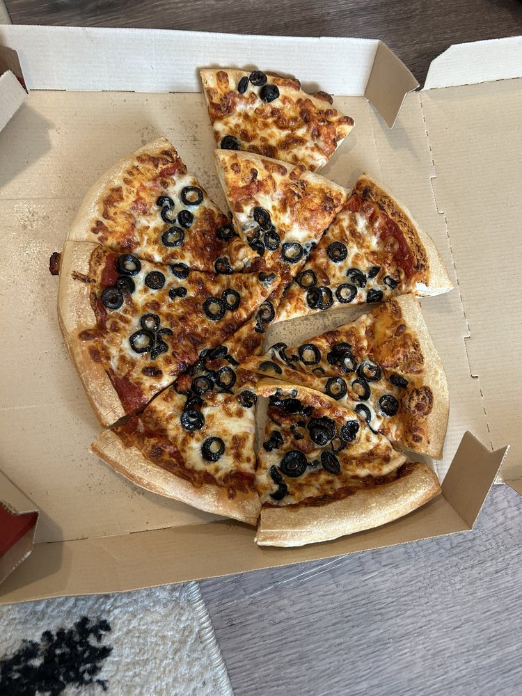 PIZZA HUT Updated August 2024 28 Reviews 1104 S Main St, Moscow