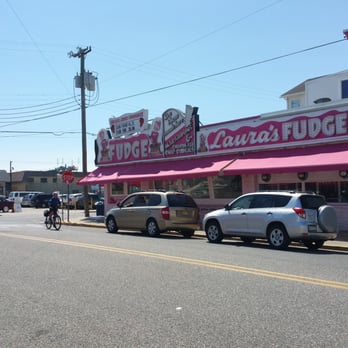 Laura's Fudge - The outside of Laura's Fudge! - Candy Stores Near Me - Wildwood, New Jersey
