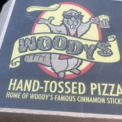 Woody's Pizza