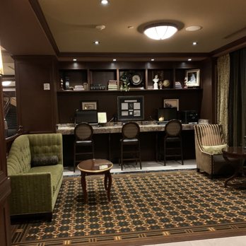 Hotel Julien Dubuque - In lobby, sitting area - Hotels Near Me - Dubuque, Iowa